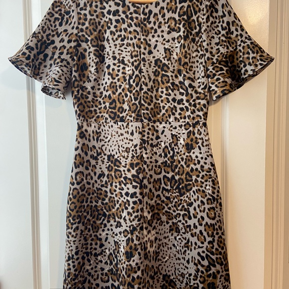 Banana Republic Leopard Print Flutter Sleeve Dress - Picture 5 of 6